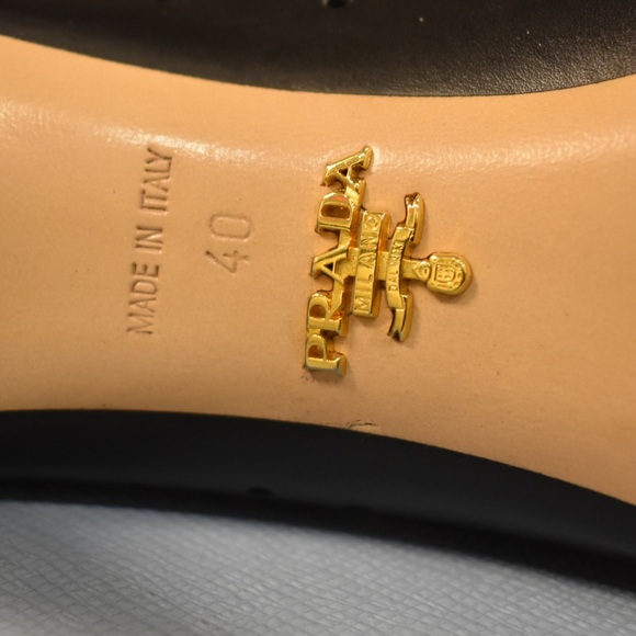 SOLD📌PRADA PEEP TOES 🖤💣 - Picture 4 of 8